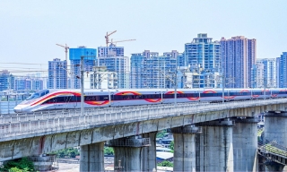 Trung Quốc đưa vào sử dụng tuyến đường sắt cao tốc đến biên giới Việt Nam